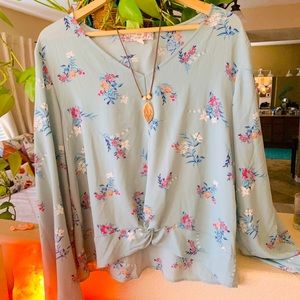 Floral long sleeve hi low top